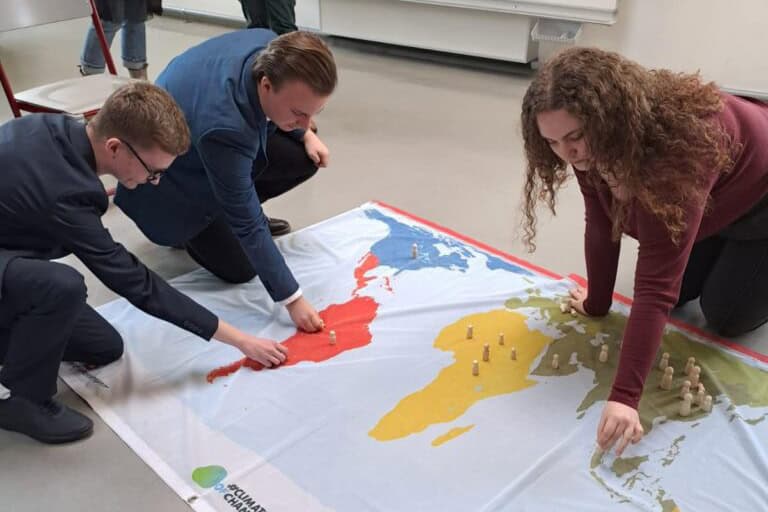 Eindrücke von den Youlead-Debattierbewerben an Schulen