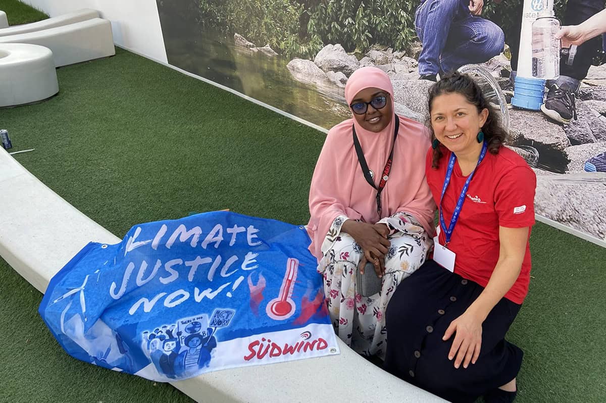 Mana-Omar-und-Lisa-Aigelsperger-bei-der-COP28-in-Dubai