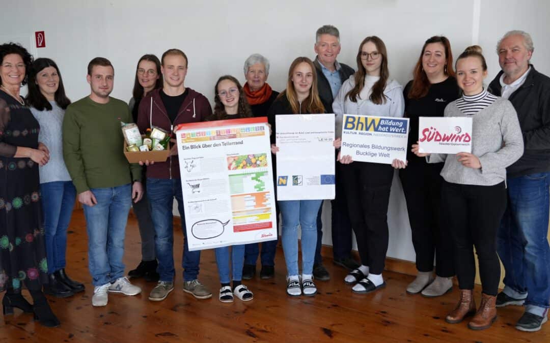 Regional, saisonal, biologisch: Schüler:innen der NÖMS Lichtenegg diskutieren mit Lichtenegger Vertreter:innen